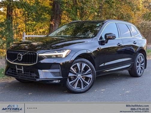 2022 Volvo XC60 B5 AWD Momentum