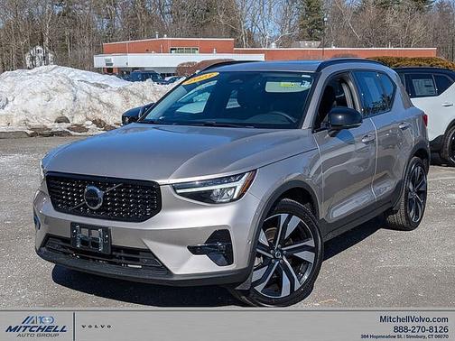 2023 Volvo XC40 Plus