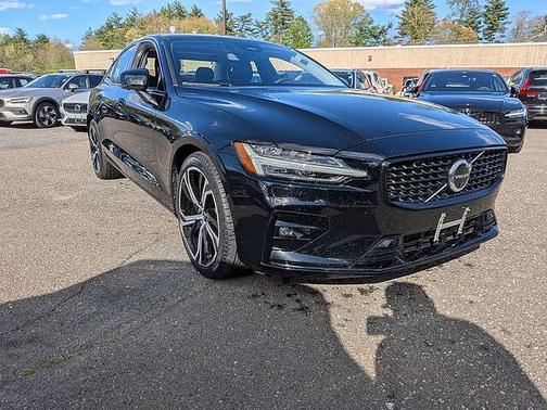 Black Stone 2023 Volvo S60 Plus