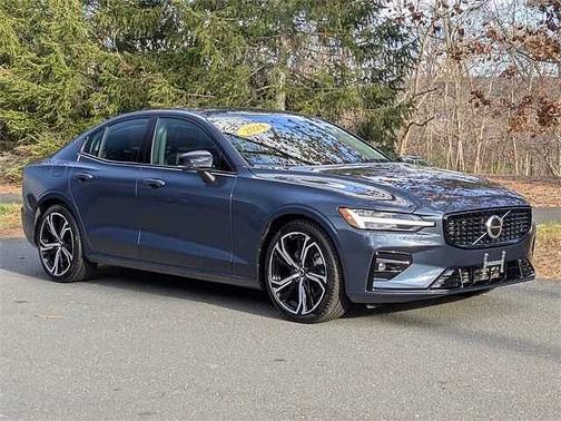 2024 Volvo S60 Core