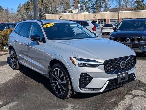 2025 Volvo XC60 Plus