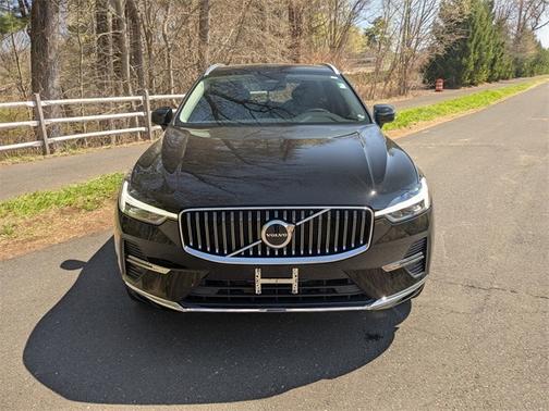 2022 Volvo XC60 B5 AWD Inscription