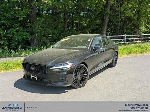 2024 Volvo S60 B5 Plus Black Edition