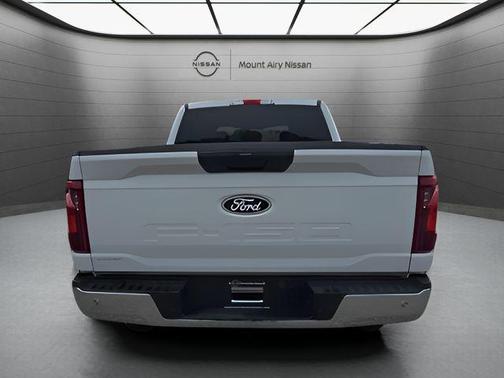 Oxford White 2025 Ford F-150 XL