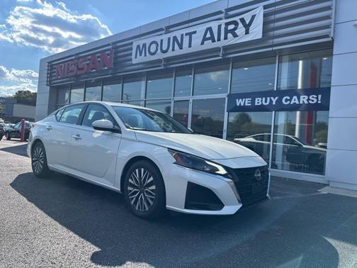 2023 Nissan Altima 2.5 SV
