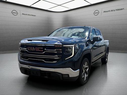 Pacific Blue Metallic 2023 GMC Sierra 1500 SLT