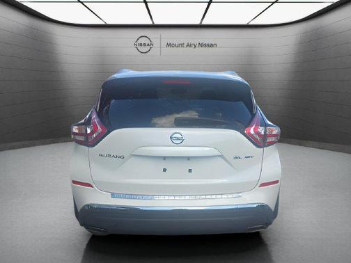 Pearl White 2017 Nissan Murano SL