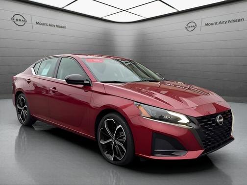 2024 Nissan Altima 2.5 SR