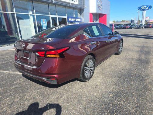 Garnet Pearl Metallic 2023 Nissan Altima 2.5 SV