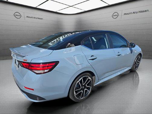 Atlantic Gray/Super Black 2025 Nissan Sentra SR