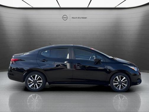 2023 Nissan Versa 1.6 SV