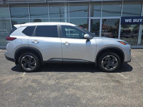 Brilliant Silver Metallic 2024 Nissan Rogue SV