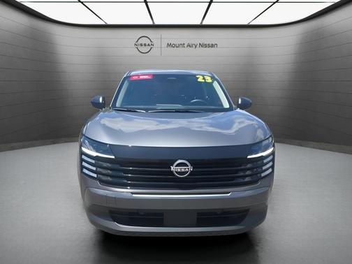Gun Metallic 2025 Nissan Kicks S