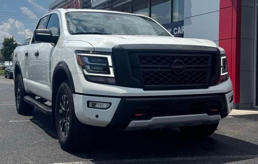 2024 Nissan Titan PRO-4X