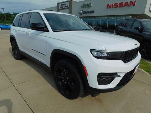 2024 Jeep Grand Cherokee Altitude