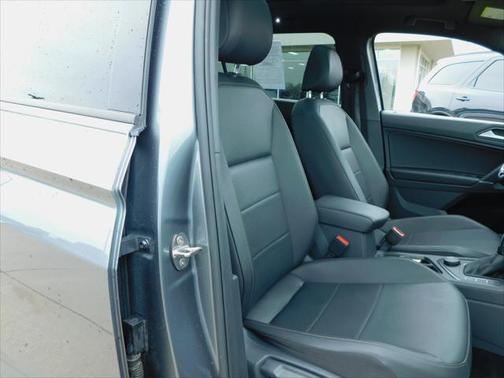 2020 Volkswagen Tiguan 2.0T SE R-Line Black 4MOTION