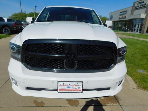 Bright White Clearcoat 2017 RAM 1500 Night Crew Cab 4x4 5'7' Box