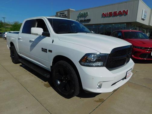 Bright White Clearcoat 2017 RAM 1500 Night Crew Cab 4x4 5'7' Box