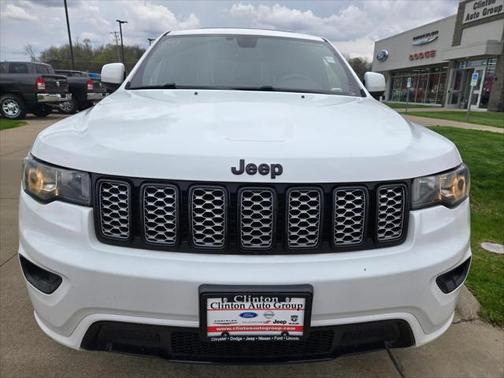 2017 Jeep Grand Cherokee Altitude