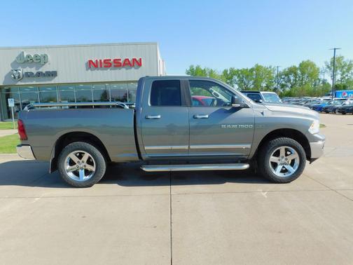 Mineral Gray Metallic Clearcoat 2012 RAM 1500 SLT