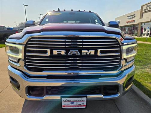2022 RAM 3500 Laramie Crew Cab 4x4 8' Box