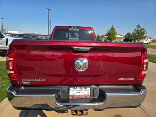 2022 RAM 3500 Laramie Crew Cab 4x4 8' Box