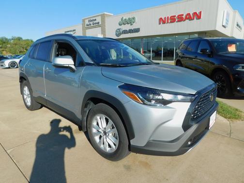 2023 Toyota Corolla Cross LE