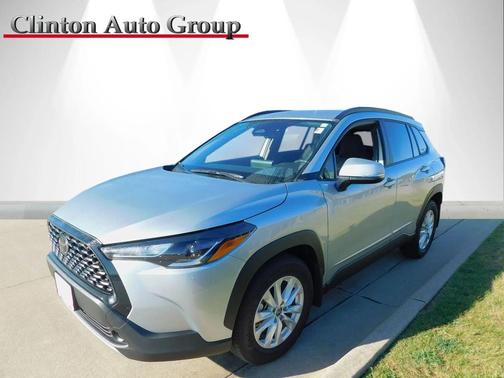 2023 Toyota Corolla Cross LE