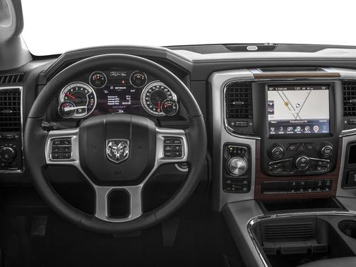 Bright White Clearcoat 2016 RAM 1500 Laramie