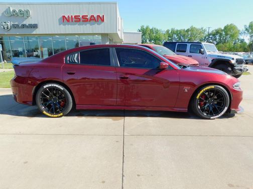 Octane Red Pearlcoat 2017 Dodge Charger R/T Scat Pack