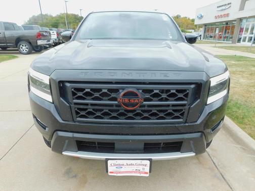 2022 Nissan Frontier PRO-4X