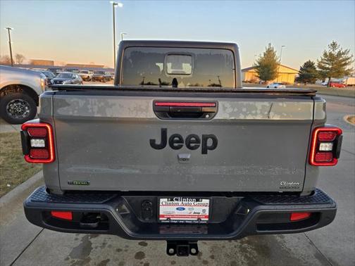 2023 Jeep Gladiator Sport S