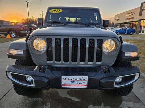 2023 Jeep Gladiator Sport S