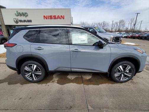 2025 Nissan Rogue SL