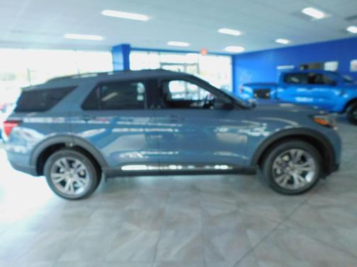 2025 Ford Explorer Active