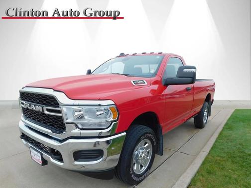 2024 RAM 2500 Tradesman Regular Cab 4x4 8' Box