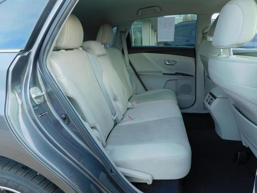 2013 Toyota Venza LE