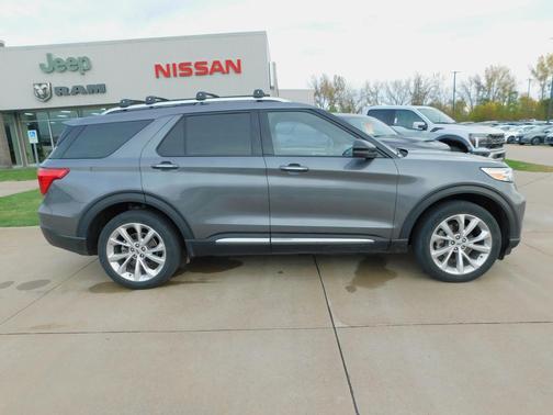 2023 Ford Explorer Platinum