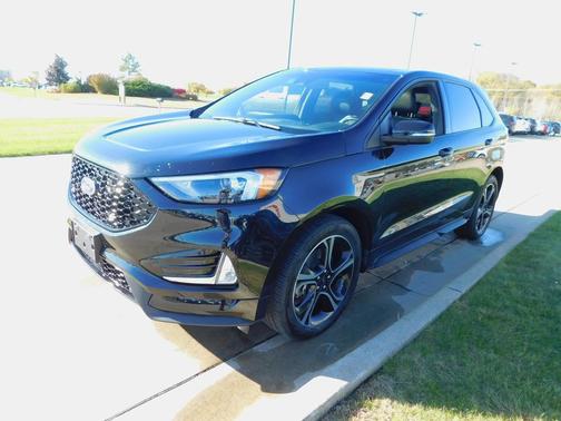 2019 Ford Edge ST