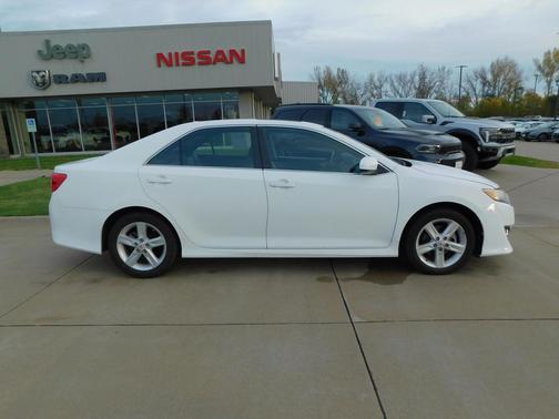 2013 Toyota Camry SE