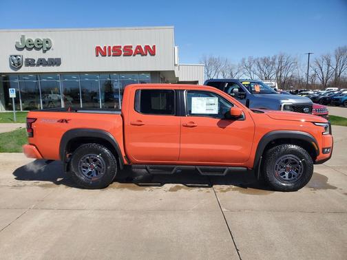 2025 Nissan Frontier PRO-4X