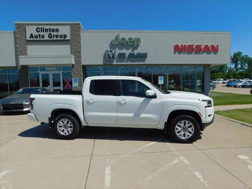 2022 Nissan Frontier SV