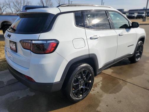 2025 Jeep Compass Latitude