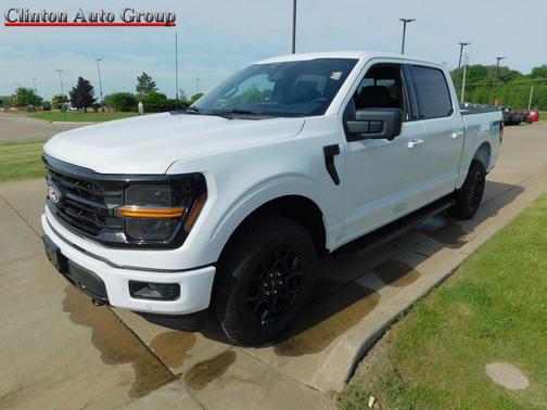 Oxford White 2026 Ford F-150 XLT