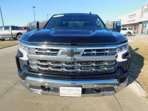 2025 Chevrolet Silverado 1500 LTZ