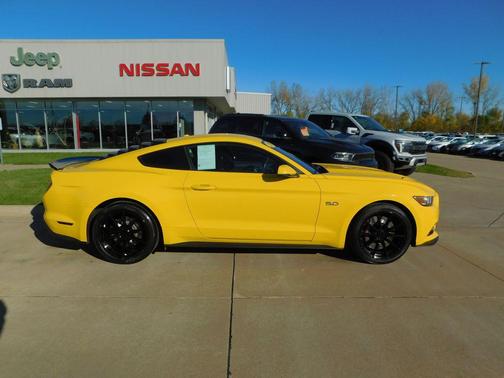 2015 Ford Mustang GT Premium
