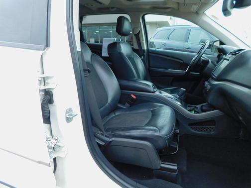 2020 Dodge Journey Crossroad