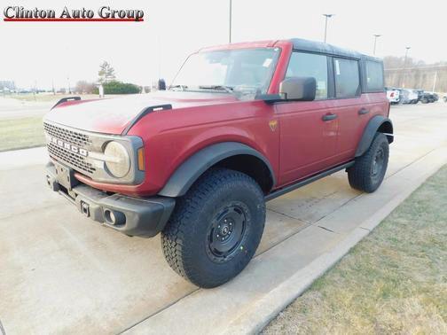 Ruby Red Metallic Tinted Clearcoat 2025 Ford Bronco Badlands SUV