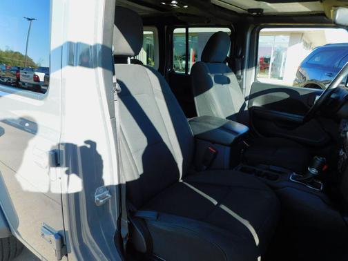 2021 Jeep Wrangler Unlimited Sport Altitude