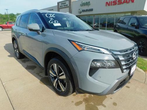 2025 Nissan Rogue SL